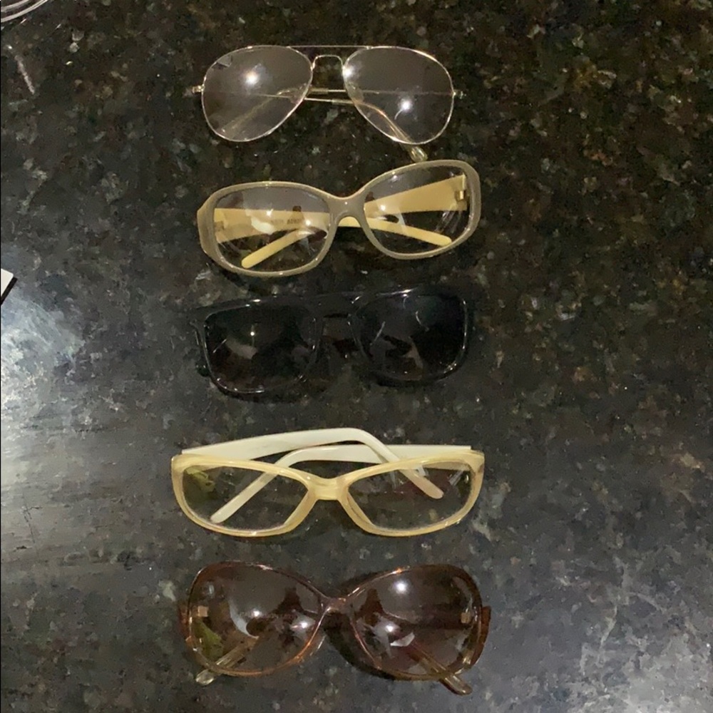 5 pairs of sunglasses